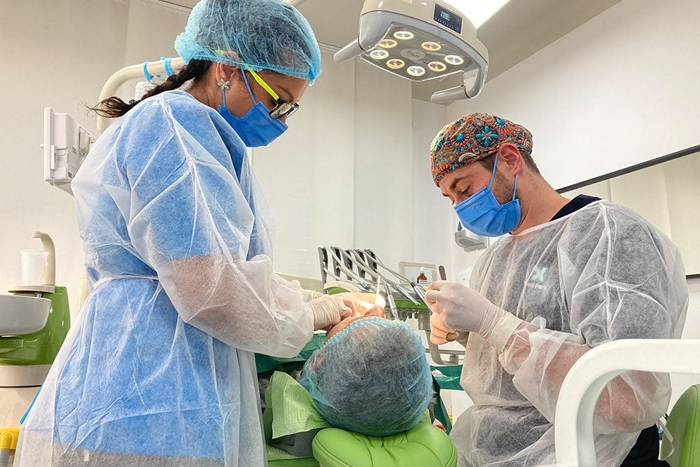 Ce nu stiai despre Implantul Dentar 2 1